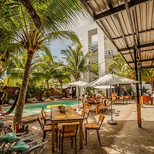 Che & Bar Adults Only Albergue Ilha Holbox